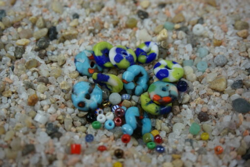 LOVE BEADS - Image 2